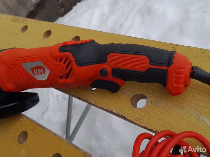 Ушм болгарка км AG-901/125