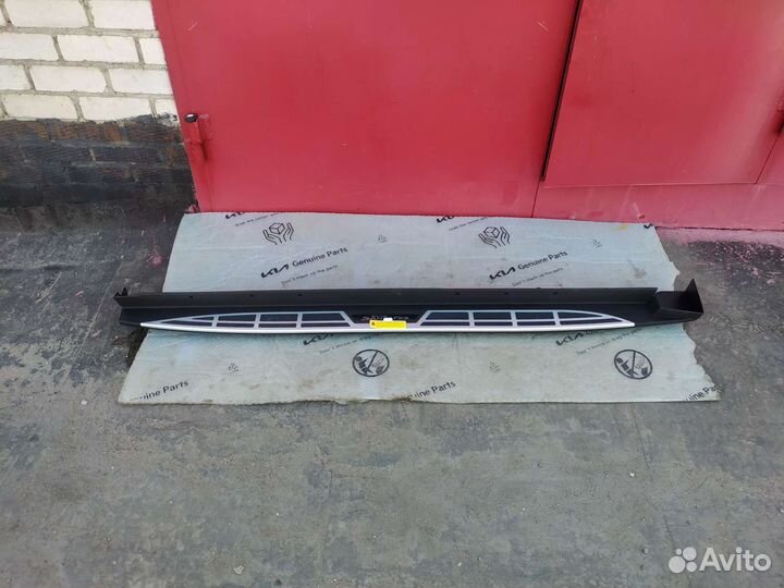 Подножка правая Hyundai SantaFe 3 Новая Оригинал