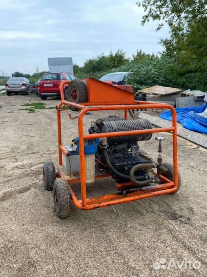 Каналопромывочная машина