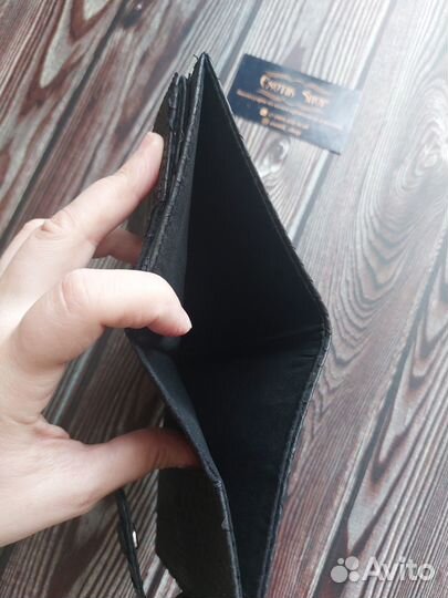 Кошелек из кожи питона