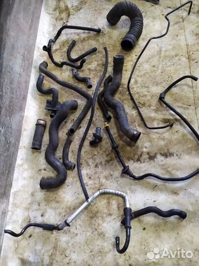 Патрубки системы охлаждения Мерседес W210