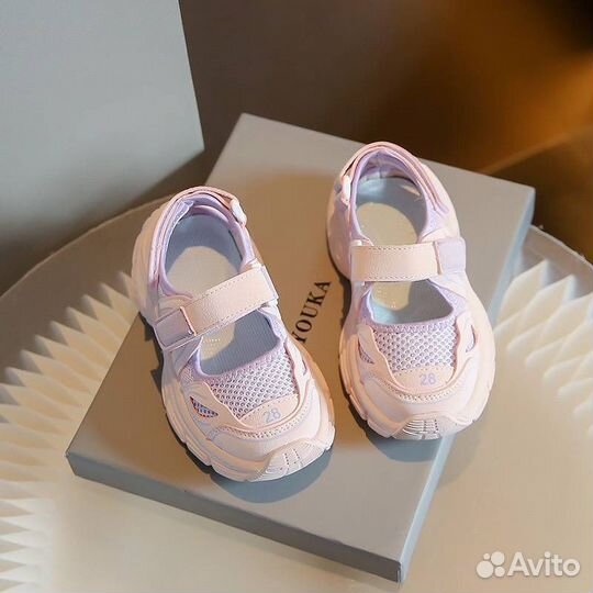 Сандали для девочки 23