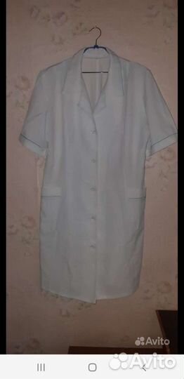 Медицинский костюм и халаты