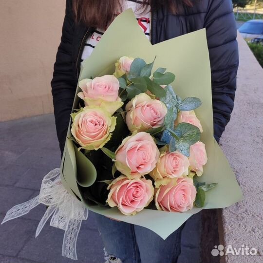 Роза Россия 11 штук (50 см.)