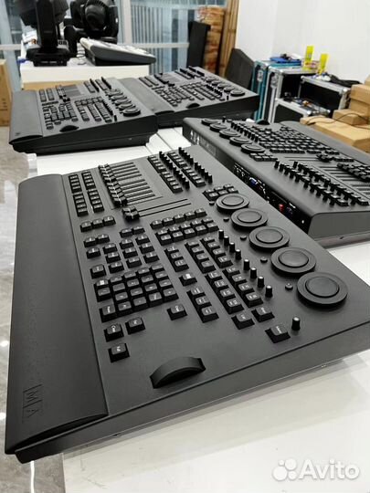 Контроллер MA3 lighting command wing