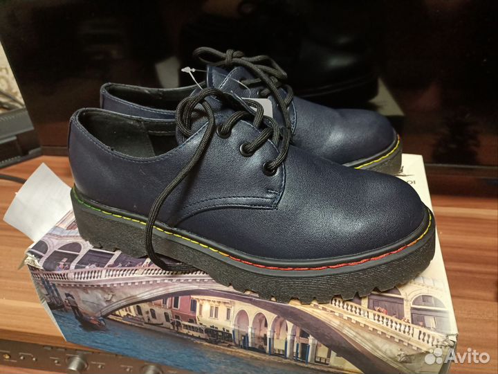 Полуботинки женские новые, туфли р. 40