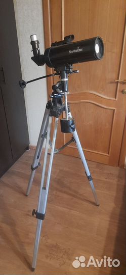 Телескоп Sky-Watcher BK MAK80EQ1 на штативе