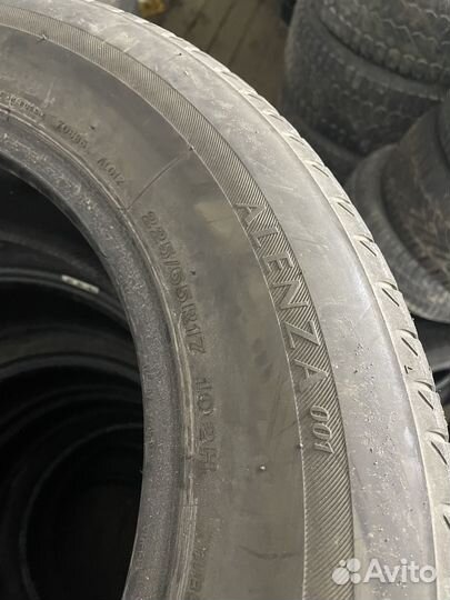 Bridgestone Alenza 001 225/65 R17 102H