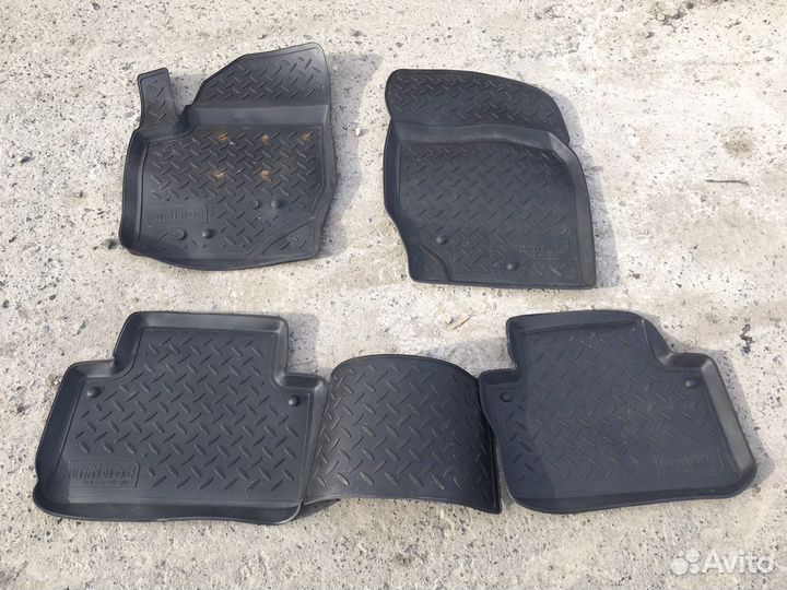 Коврики в салон Вольво хс 90