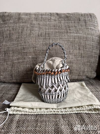 Сумка Loewe bucket fringe