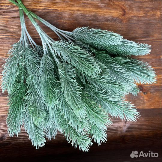 Еловые ветки искусственные