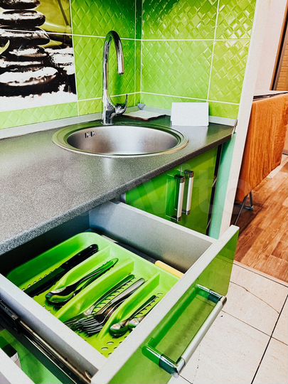 2-к. квартира, 44 м², 3/3 эт.