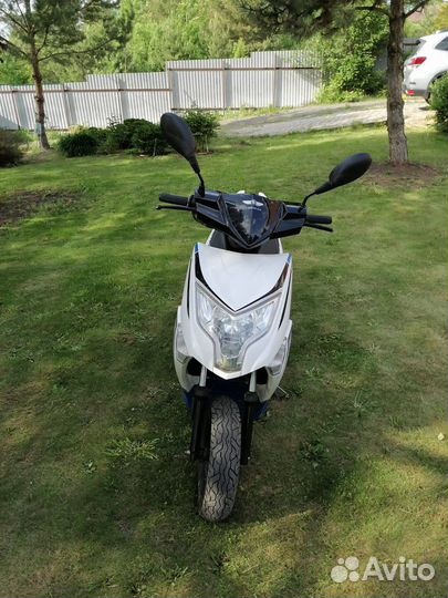 Скутер Regulmoto Eagle50 колеса r12