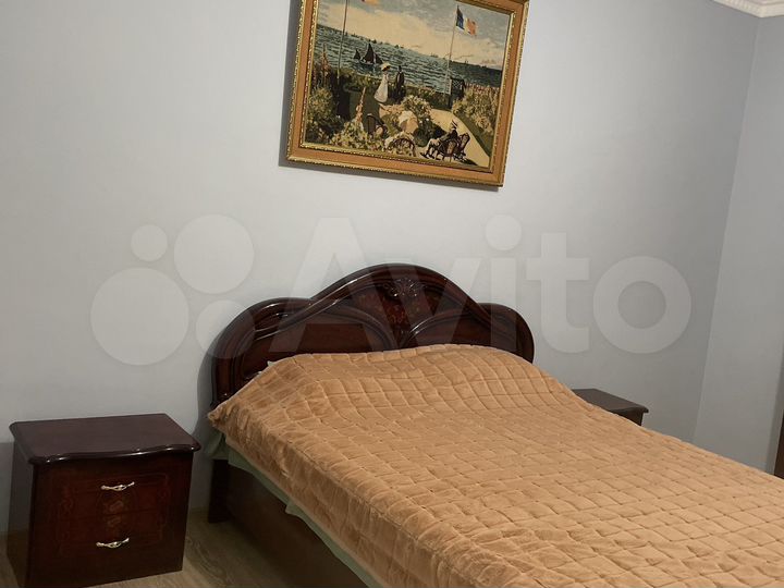 Дом 190 м² на участке 5 сот.