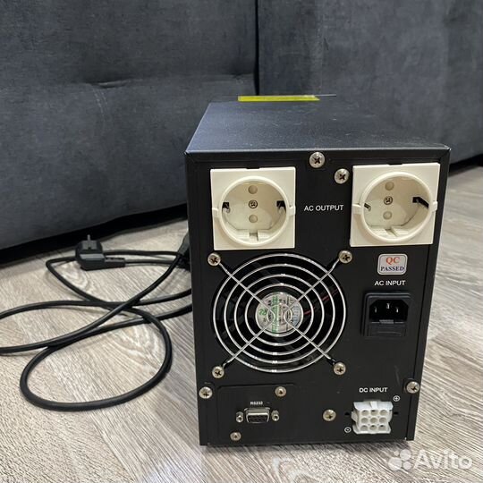 Источник бесперебойного питания