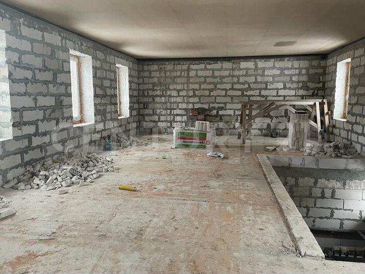 Дом 282,5 м² на участке 9 сот.