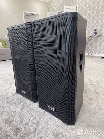 Активные колонки QSC KW152