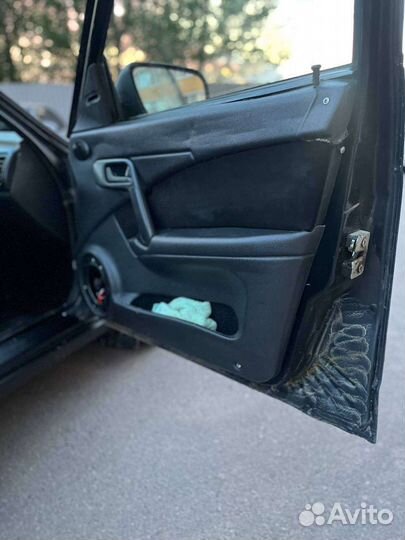 ВАЗ 2112 1.6 МТ, 2006, 215 000 км