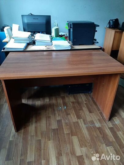 Письменный стол