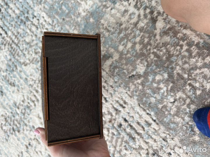 Коробочка подарочная деревянная