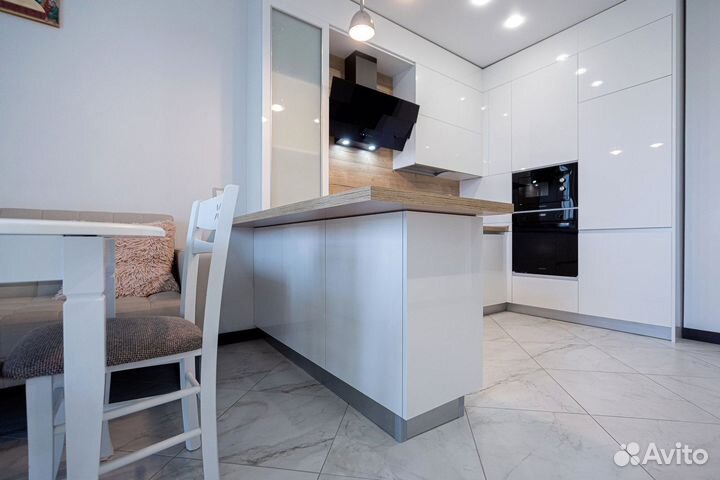 Кухонные гарнитуры новые под ключ