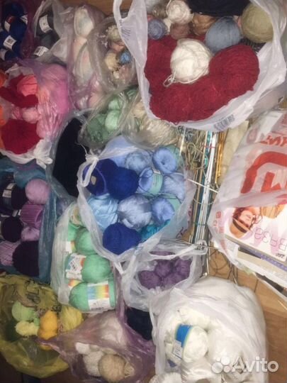 Пакеты пряжи для вязания (много)