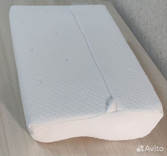 Ортопедическая детская подушка с эффектом памяти