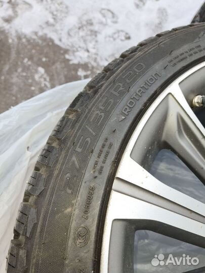 Nokian Tyres Hakkapeliitta 9 245/40 R20 и 275/35 R20