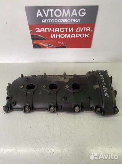 Крышка клапанная задняя правая
