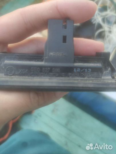 Кнопка багажника Octavia a7