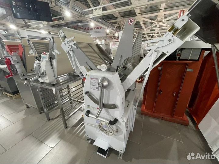 Машина тестораскаточная Z-matic SF 600 L