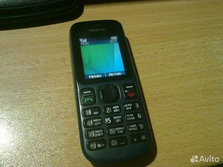 Nokia 100