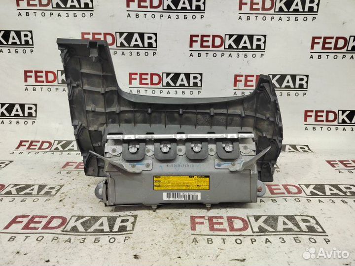 Подушка безопасности в колени передняя левая