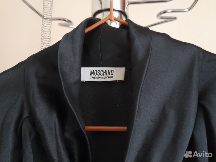 Платье Moschino женское