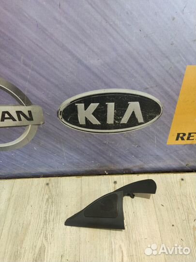 Уголок накладка зеркала внутри салона Kia sorento