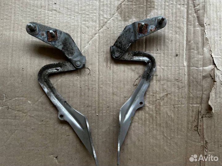 Петли капота форд фокус 2