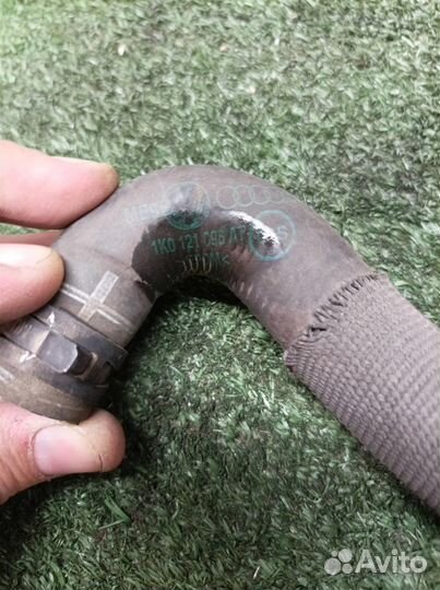 Патрубок VW Jetta 2005-2011