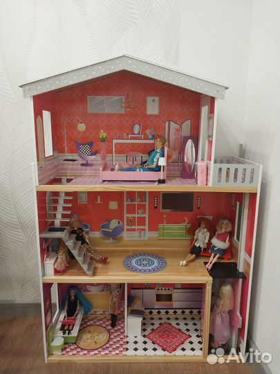 Домик кукольный