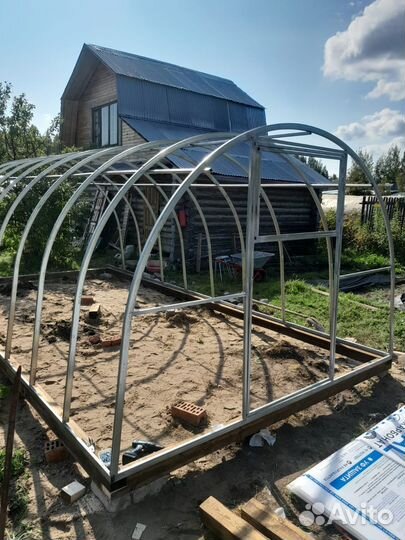 Теплица 3 на 6 усиленная с поликорбанатом