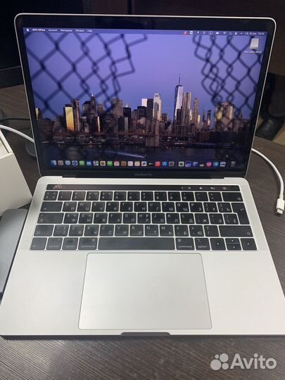 Macbook pro 13 2019 touch bar