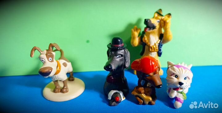 Игрушки из киндера мультгерои