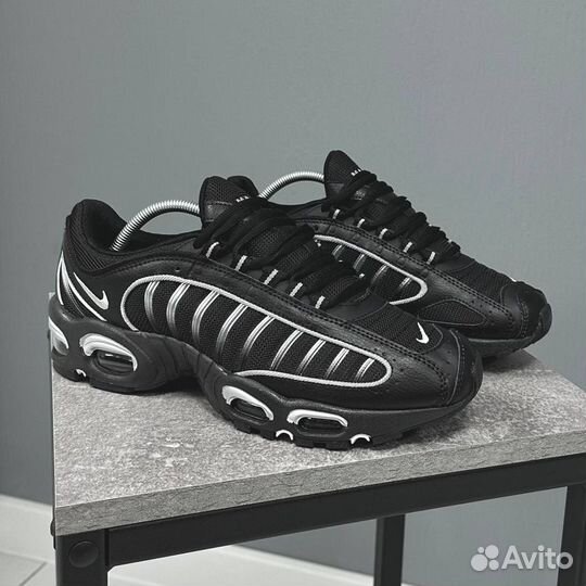 Nike Air Max Tailwind 4 (41-45) тёмные