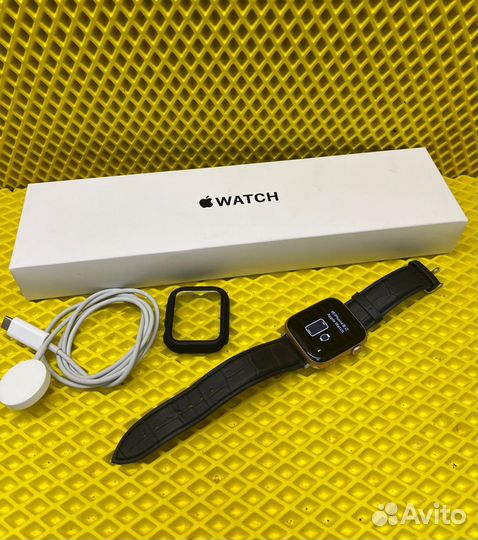 Apple Watch SE 44mm Gold A2352