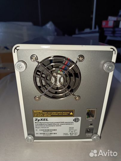 Сетевое хранилище Promise NS2300N и Zyxel NSA-220