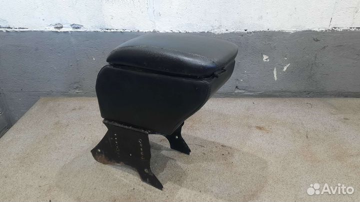 Подлокотник для Volkswagen Passat B5