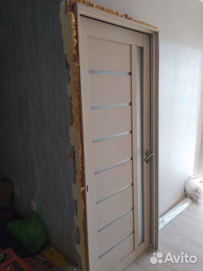 Двери межкомнатные б/у