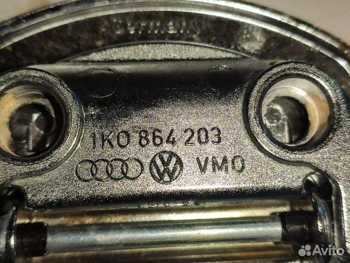 Петля багажника Audi Q5 8R CDN 2008