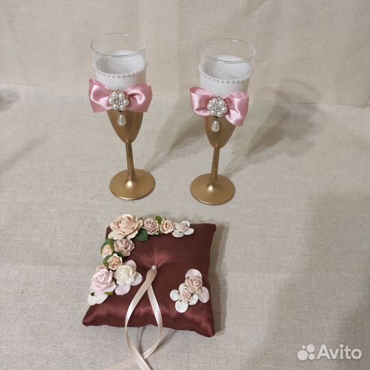 Свадебный набор Бокалы золотые Подушечка для колец