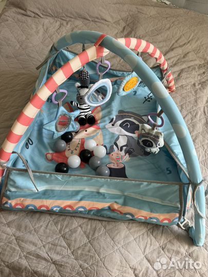 Развивающий коврик для новорожденных