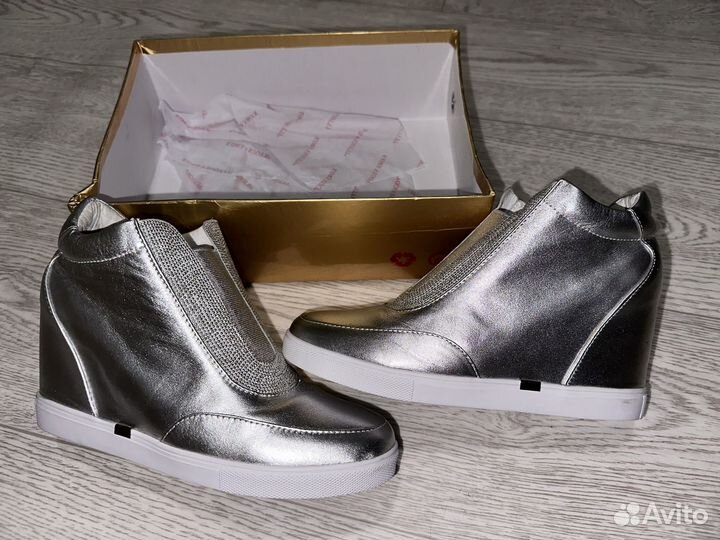 Ботинки женские 37 размер